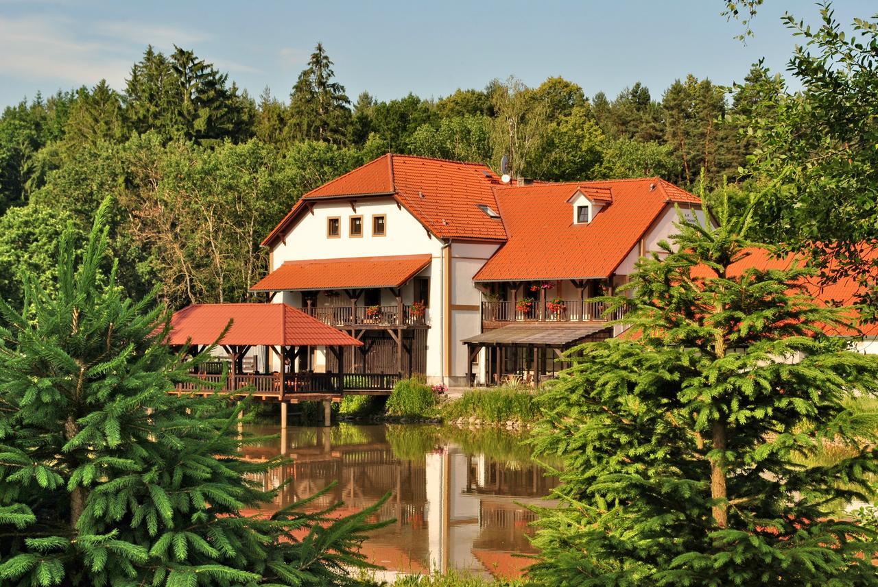Borovansky Mlyn Borovany  Exterior photo